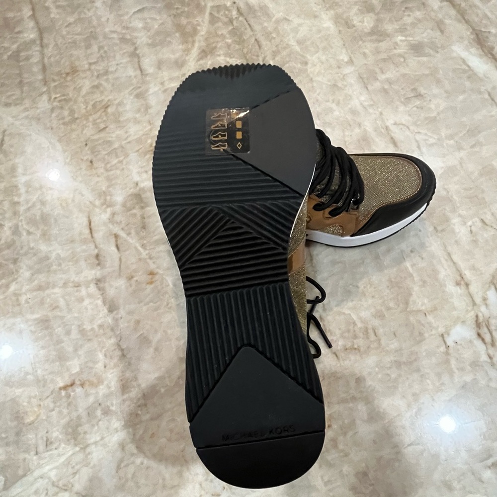 MICHAEL Michael Kors Georgie Metallic Logo Trainer Sneakers. GOLD/BLACK. NEW - Picture 7 of 8